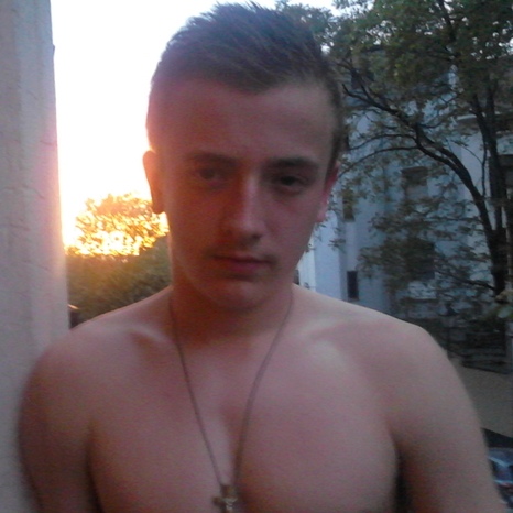 adlan69g, 18 ans, Bruxelles