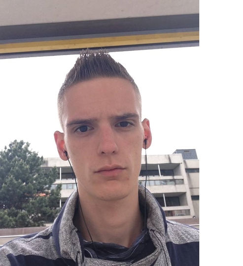 laplumejordan0, 21 ans, Herstal