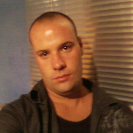 julian2808, 26 ans, Arlon