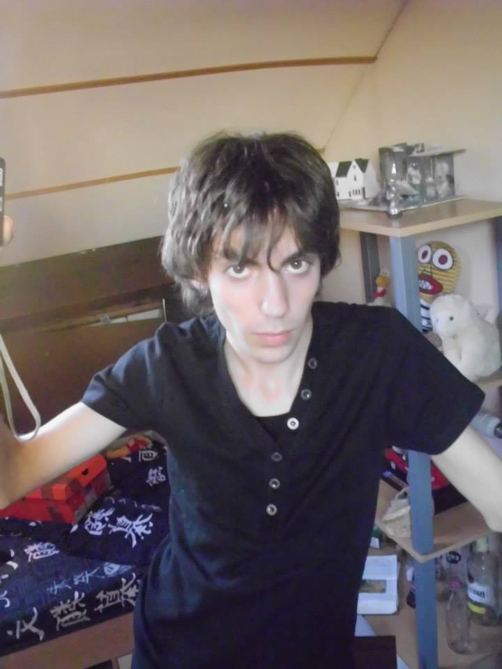 julien379, 22 ans, Mons